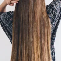 خرید موی طبیعی و رنگی از ۵۵ سانت به بالا