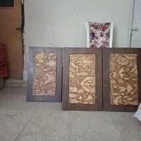 سه عدد تابلو خیلی هنری و زیبا دور ام دی اف وسط سنگ