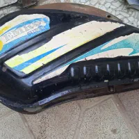 باک بنزین ۱۲ لیتری و گلگیر و قاب بغل
