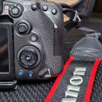 دوربین Canon EOS 90D به همراه لنز  18-135mm IS USM