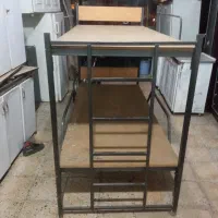 تخت دو طبقه