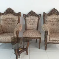 مبل ۹ نفره چوب سلطنتی کار کرده ۸۰۰۰۰۰۰میلیون|مبلمان خانگی و میز عسلی|کنگاور, |دیوار