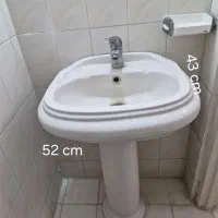 روشویی و 3 آینه