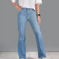 دعوت به همکاری مدل پوشاک زنانه