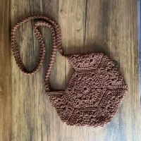 کیف بافتنی مکرو‌م‌ه