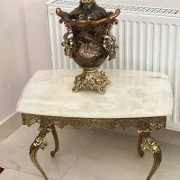 میز عسلی برنز در حد نو  ۷ملیون
