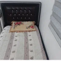تخت یک نفره