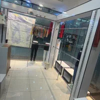تعدادی ام دی اف برای دکور مغازه مانکن مردانه