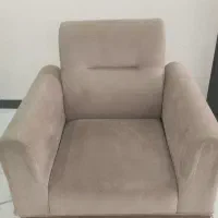 مبل‌راحتی