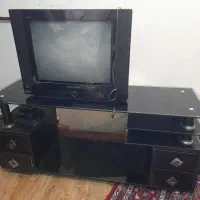 تلویزیون میز ساعت دیواری