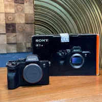 دوربین Sony A7R IV با ۶۵۰۰ شات، در حد نو و کامل