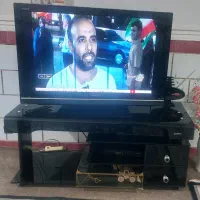 تلویزیون و پروژکتور