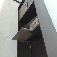 میز کامپیوتر و تحریر و کتابخونه در حد نو فروش فوری