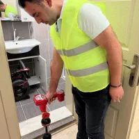 نشت یابی یاب نشتیاب تصویری «۱۰۰٪تضمینی تعمیرمیکنم»