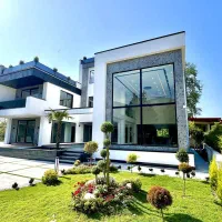 فروش-ویلا-سوپر-لاکچری-فول-امکانات