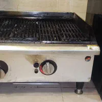 کباب پز گریل و مرغ بیرونی و فر پیتزا