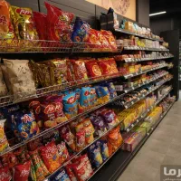 نیازمند فروشنده سوپرمارکت