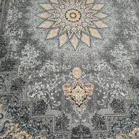 شاخه ها تجرید یافته  طرح درخت می‌باشند فرش