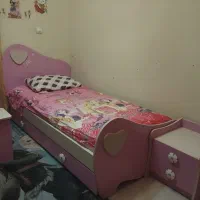 سرویس خواب نوجوان طرح باربی (صورتی / کرم روشن)