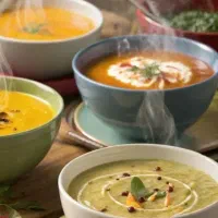 استخدام نیروی ساده و کمک آشپز و پیک موتوری