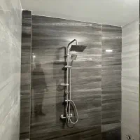 نیازمند کاشی و سرامیک چکی ۴ماهه