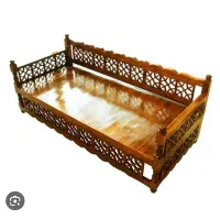 تخت چوبی سنتی شاهنشین