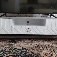 میز تلویزیون سالم و نو