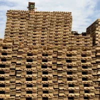 پالت چوبی نو/ کارکرده قیمت مناسب آماده تحویل