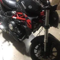 بنلی جفت سیلندر ۳۰۰cc