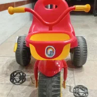 سه چرخه دسته دار