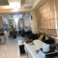 فروش  کلیه لوازم سالنی  سالن هم رهن میرود