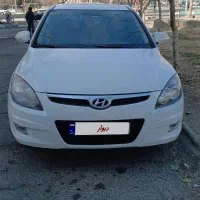 هیوندای  i30