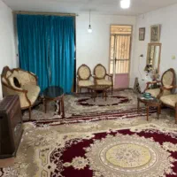 حیاط-70متری-سه-طبقه-درهمت-اباد