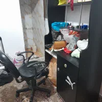 میز تحریر با کتابخانه ب همراه صندلی فروش فوری