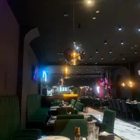 پیک/سالن دار/فستفودکاربابالاترین حقوق ومزایا