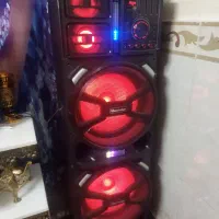 یک جفت اسپیکر خانگی مکسیدر