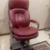 صندلی مدیریتی. گردان.