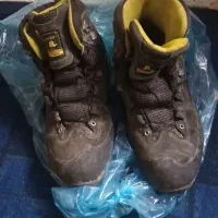 کفش کار و کفش کوهنوردی محکم
