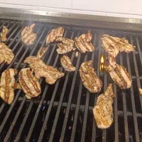 استخدام یک کارگر ساده،یک کارگر ماهر و یک سالن کار