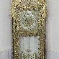 ساعت  قدی سالم نو برنجی سنگین