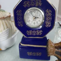 ساعت و قوری انتیک