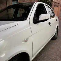 ساینا ۹۸بی رنگ و پلمپ