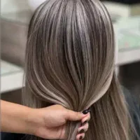 نیازمندمدل موی کوتاه برای بالیاژ