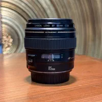 لنز Canon EF 85mm f/1.8 USM دست دوم در حد نو
