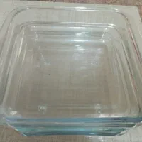 ظرف شیشه ای