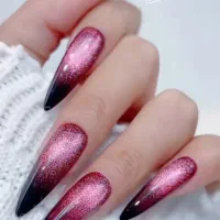 کاشت ناخن قلعه سفید