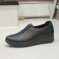 کفش زنانه طبی مخصوص خارپاشنه