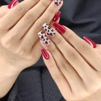 کاشت ناخن مفتح
