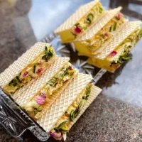نیرو کار جهت کار در آبمیوه بستنی هه وراز