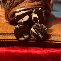 گوشواره طرح ماربل سیاه سفید (خاص)